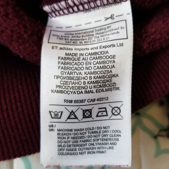 Maroon Adidas Crewneck Sweatshirt - Picture 9 of 10